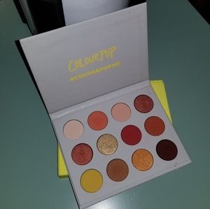 Pressed Powder Shadow Palette
